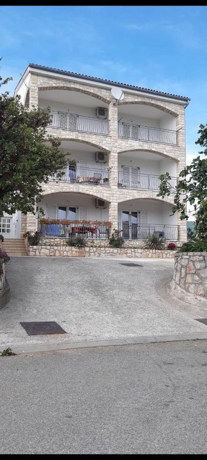 Apartmani Kevric Novi Vinodolski Kültér fotó